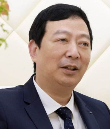 肖建华