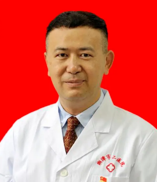 谭龙柯